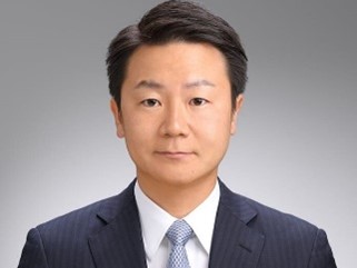 宇留賀敬一
